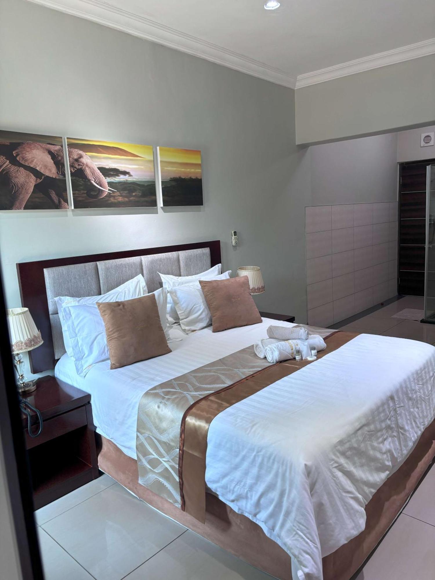 The Pillows Suite Pretoria Exterior photo