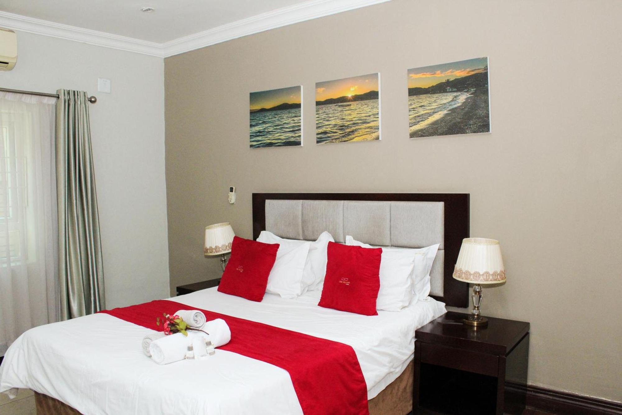 The Pillows Suite Pretoria Exterior photo