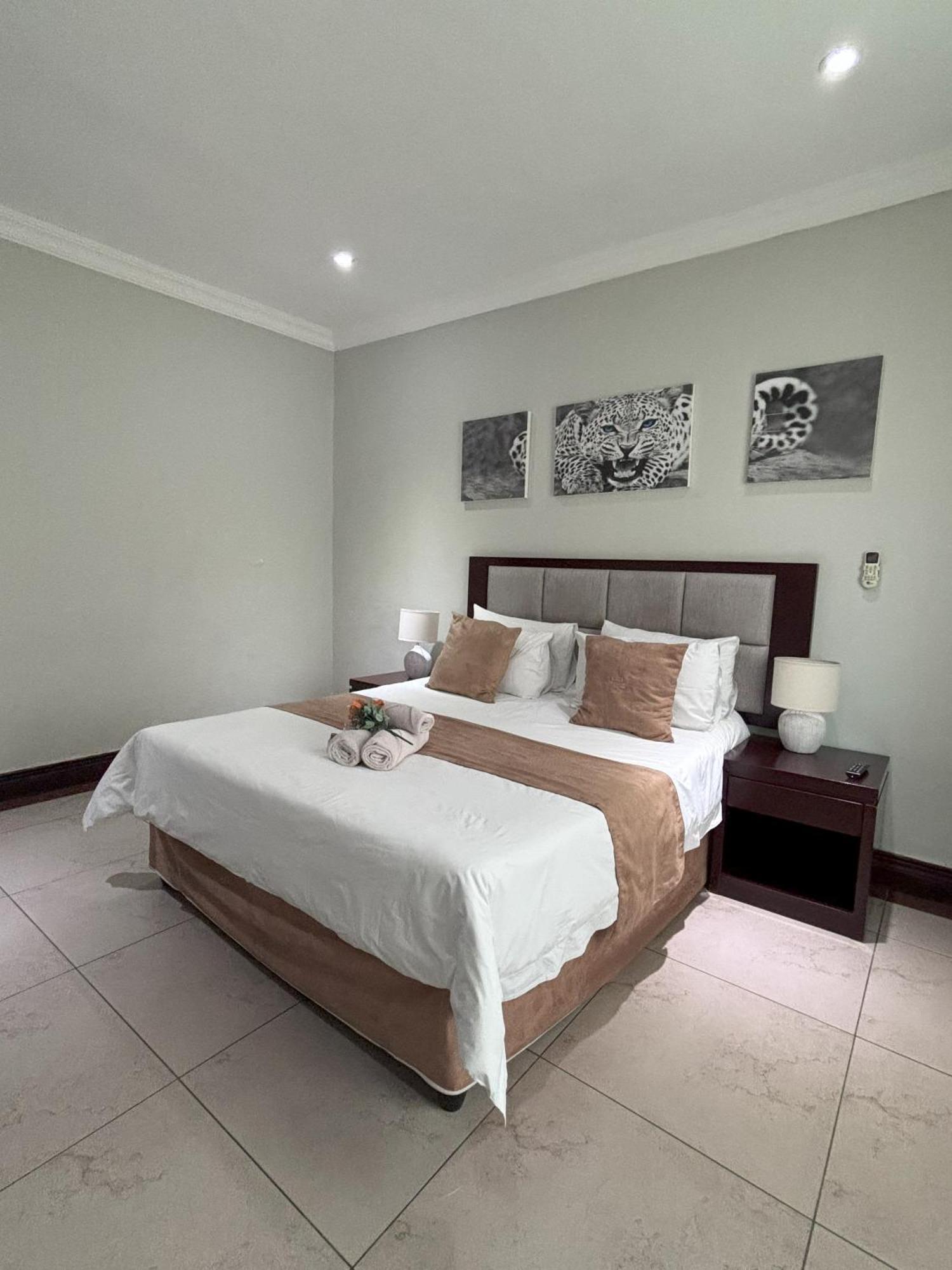 The Pillows Suite Pretoria Exterior photo